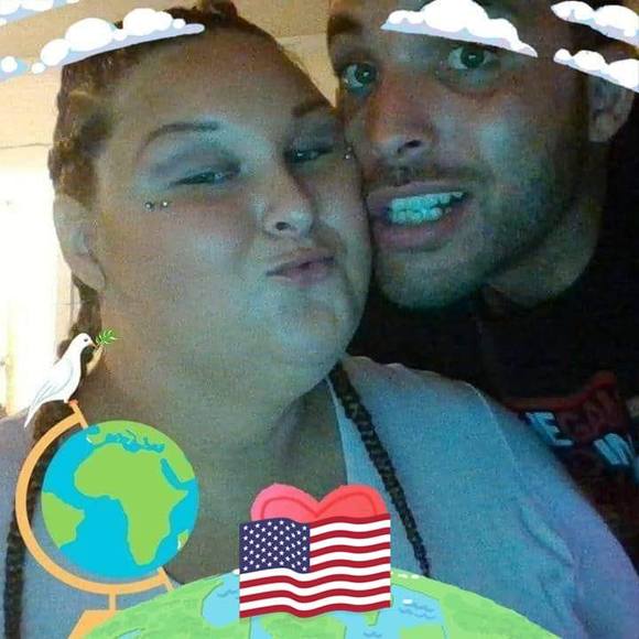 Meet your Posher, Angelina - Picture 1 of 2